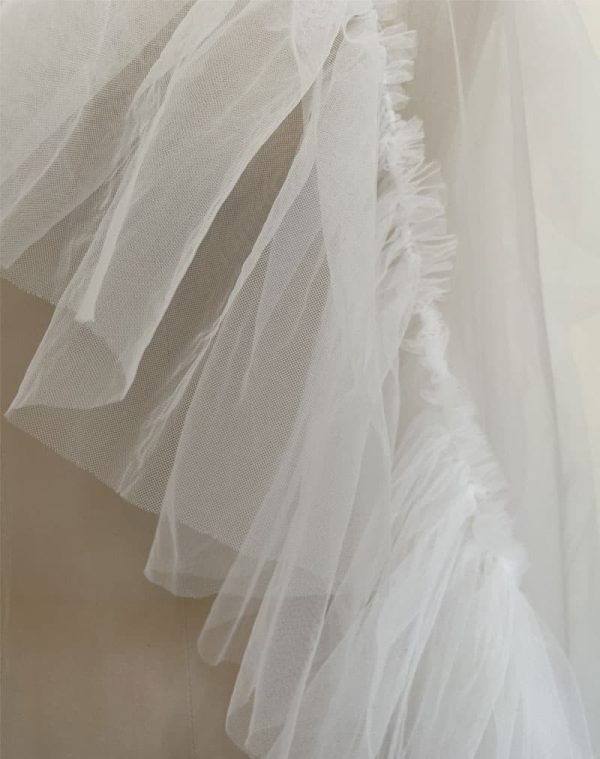 Drama Long Soft Tulle Veil | Peter Trends Bridal